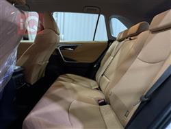 تۆیۆتا ڕاڤ 4